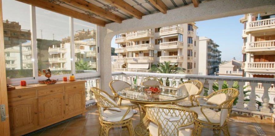 Apartamento en Campoamor, Alicante, España 3 dormitorios, 125 m2 No. 58442