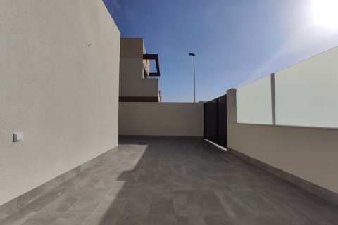 Bungalow en venta en San Pedro del Pinatar, Murcia, España 2 dormitorios, 74 m2 No. 59132 - foto 7
