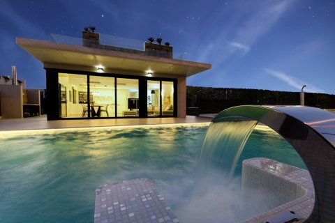 Villa en venta en Campoamor, Alicante, España 4 dormitorios, 197 m2 No. 58014 - foto 4