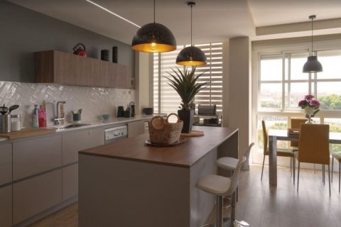 Apartamento en venta en Alicante, España 3 dormitorios, 123 m2 No. 58746 - foto 3