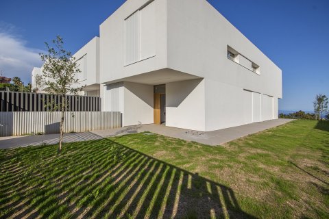 Villa en venta en Barcelona, España 5 dormitorios, 463 m2 No. 58525 - foto 2