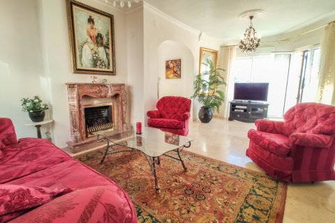 Villa en venta en Campoamor, Alicante, España 4 dormitorios, 250 m2 No. 58595 - foto 5