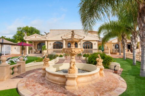Villa en venta en Daya Vieja, Alicante, España 4 dormitorios, 230 m2 No. 59027 - foto 7