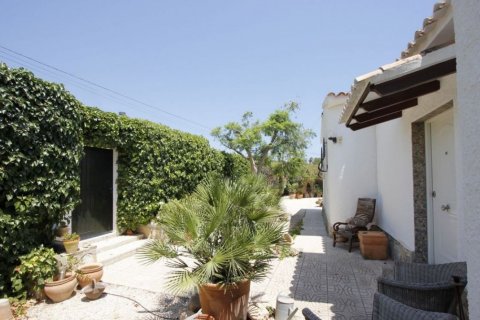 Villa en venta en Calpe, Alicante, España 3 dormitorios, 234 m2 No. 58751 - foto 4