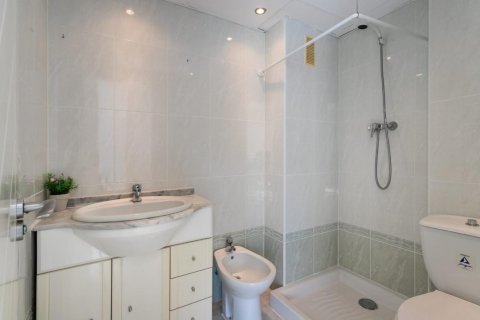 Apartamento en venta en Benidorm, Alicante, España 3 dormitorios, 112 m2 No. 58612 - foto 10