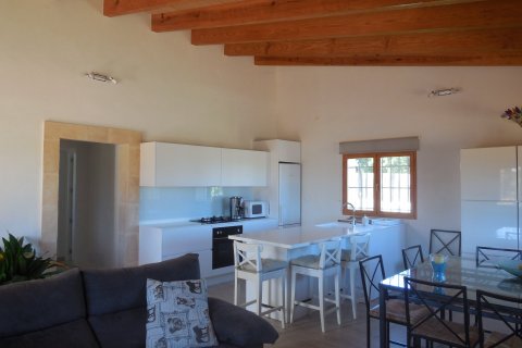 Casa adosada en alquiler en Llubi, Mallorca, España 4 dormitorios, 140 m2 No. 59473 - foto 6