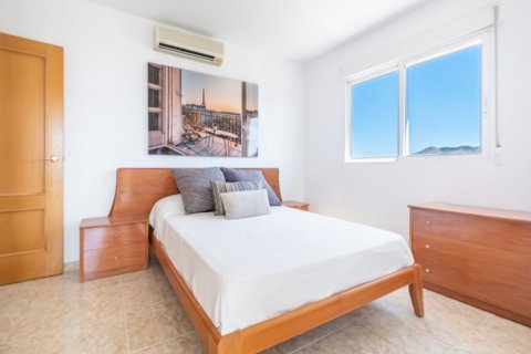 Apartamento en venta en Benidorm, Alicante, España 2 dormitorios, 87 m2 No. 59282 - foto 9