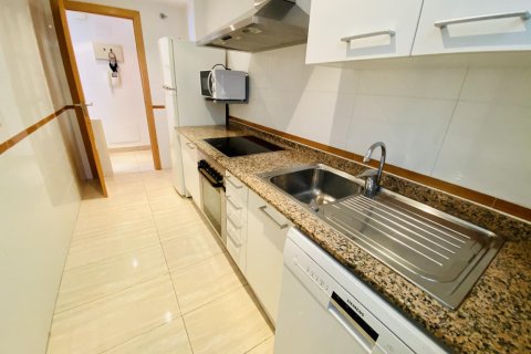 Apartamento en venta en Villajoyosa, Alicante, España 2 dormitorios, 90 m2 No. 58676 - foto 2