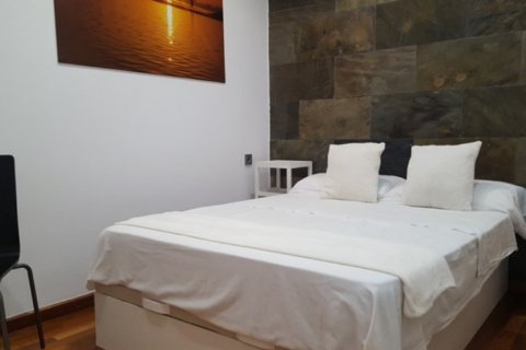 Apartamento en venta en Torrevieja, Alicante, España 3 dormitorios, 102 m2 No. 58331 - foto 5
