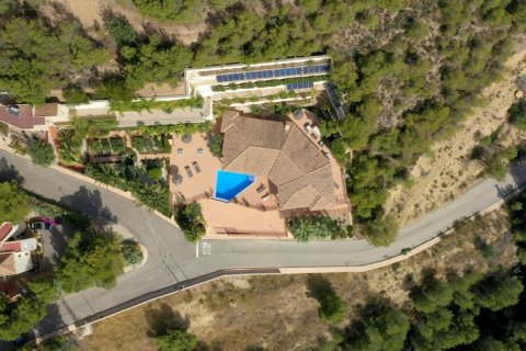 Villa en venta en Altea, Alicante, España 6 dormitorios, 950 m2 No. 58757 - foto 4