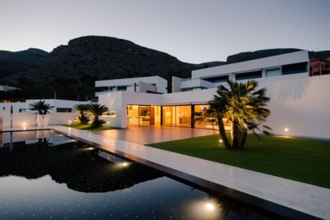 Villa en venta en Benidorm, Alicante, España 4 dormitorios, 540 m2 No. 58198 - foto 2