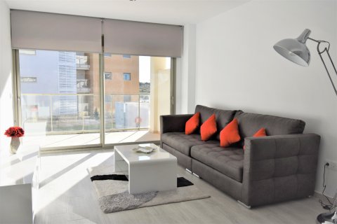 Apartamento en venta en Villamartin, Alicante, España 3 dormitorios, 122 m2 No. 58258 - foto 5