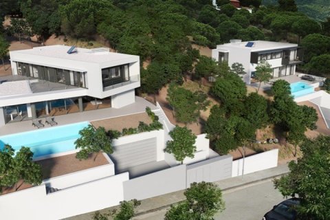 Villa en venta en Barcelona, España 5 dormitorios, 532 m2 No. 58528 - foto 1