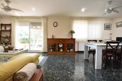 Villa en venta en L'Eliana, València, España 5 dormitorios, 450 m2 No. 59457 - foto 11