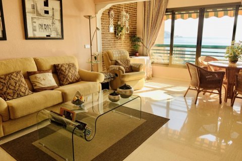 Apartamento en venta en Benidorm, Alicante, España 1 dormitorio, 80 m2 No. 58611 - foto 4