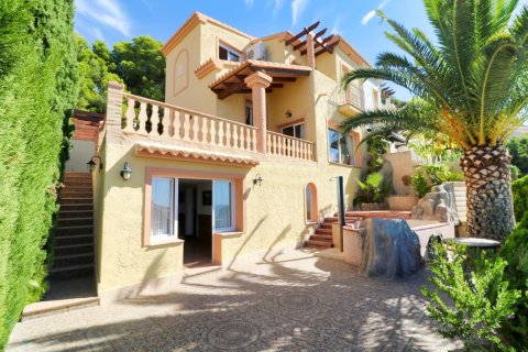 Villa en venta en Altea, Alicante, España 5 dormitorios, 160 m2 No. 58600 - foto 2