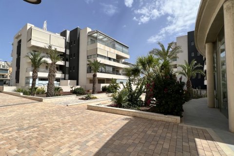 Apartamento en venta en Villamartin, Alicante, España 2 dormitorios, 93 m2 No. 59302 - foto 4