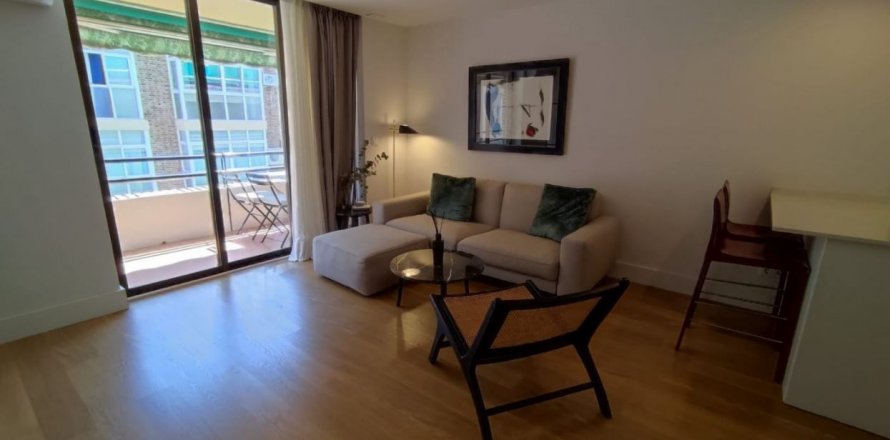 Apartamento en Alicante, España 1 dormitorio, 66 m2 No. 58745