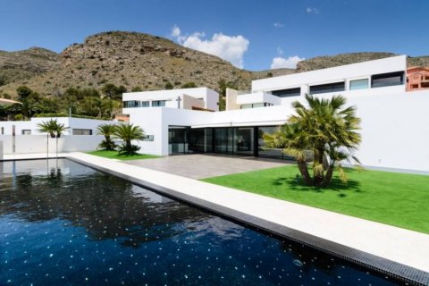 Villa en venta en Benidorm, Alicante, España 4 dormitorios, 540 m2 No. 58198 - foto 1