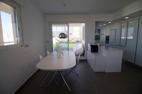 Apartamento en venta en San Juan, Alicante, España 3 dormitorios, 115 m2 No. 59380 - foto 9