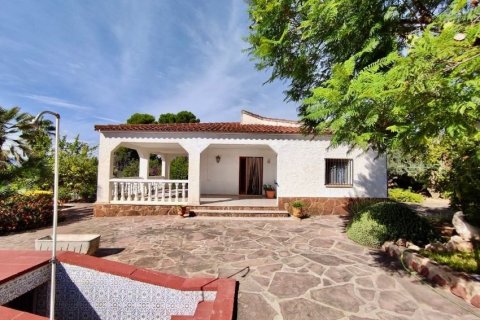 Villa en venta en Llíria, València, España 4 dormitorios, 222 m2 No. 59523 - foto 1