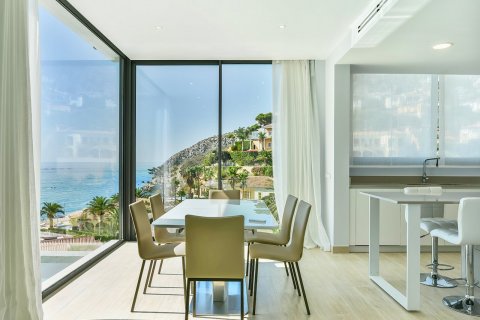 Villa en venta en Calpe, Alicante, España 4 dormitorios, 427 m2 No. 58396 - foto 5