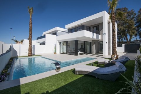 Villa en venta en San Javier, Murcia, España 3 dormitorios, 115 m2 No. 58119 - foto 1