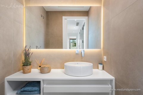 Villa en venta en Orihuela, Alicante, España 3 dormitorios, 240 m2 No. 47466 - foto 11