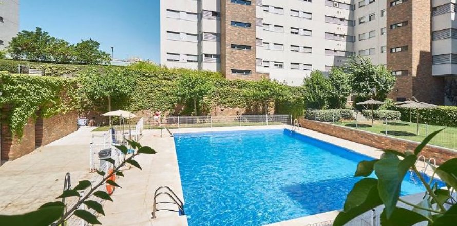 Apartamento en Madrid, España 3 dormitorios, 110 m2 No. 60163