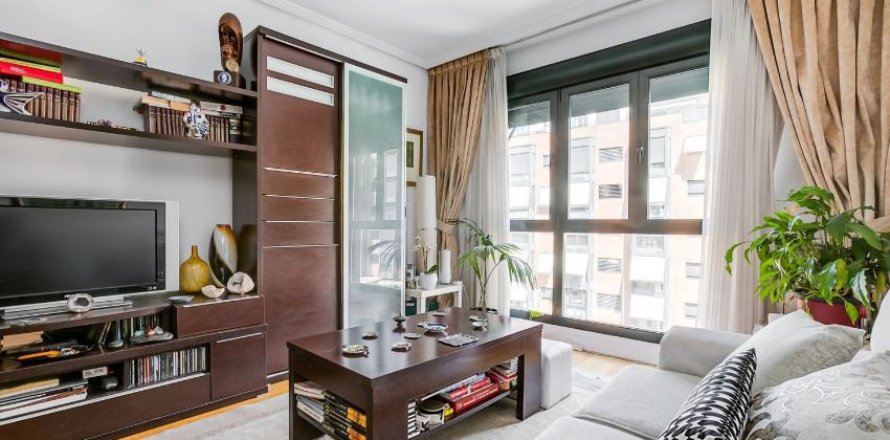 Apartamento en Madrid, España 3 dormitorios, 100 m2 No. 60161