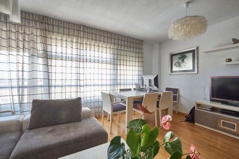 Apartamento en venta en Madrid, España 3 dormitorios, 110 m2 No. 60163 - foto 5