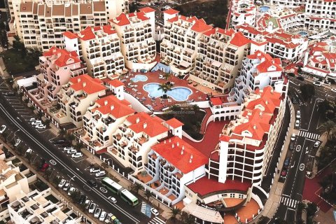 Apartamento en venta en Los Cristianos, Tenerife, España 2 dormitorios, 75 m2 No. 60190 - foto 1