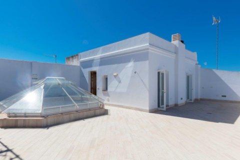 Ático en venta en Cádiz, España 3 dormitorios, 111.38 m2 No. 61010 - foto 9