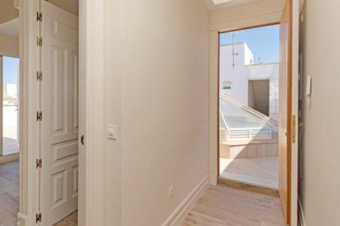 Ático en venta en Cádiz, España 3 dormitorios, 111.38 m2 No. 61010 - foto 13
