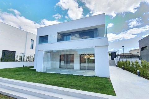 Villa en venta en Manilva, Málaga, España 4 dormitorios, 184 m2 No. 3594 - foto 15