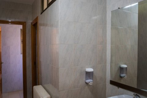 Villa en venta en Manzanares el Real, Madrid, España 11 dormitorios, 968 m2 No. 62044 - foto 4