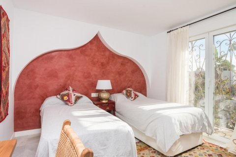 Casa adosada en venta en Marbella, Málaga, España 6 dormitorios, 167 m2 No. 61994 - foto 19
