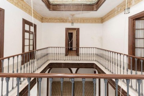 Villa en venta en Carmona, Sevilla, España 11 dormitorios, 1.05 m2 No. 62233 - foto 6