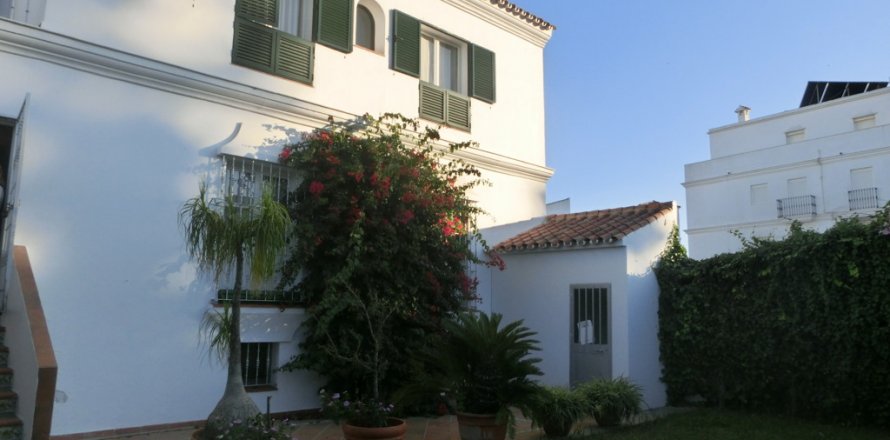 Villa en Vejer de la Frontera, Cádiz, España 4 dormitorios, 294 m2 No. 3247