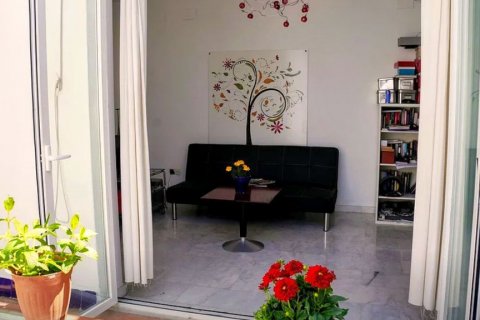 Casa adosada en venta en Sevilla, España 5 dormitorios, 220 m2 No. 62273 - foto 8