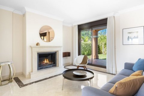 Villa en venta en Málaga, España 4 dormitorios, 276 m2 No. 62379 - foto 10