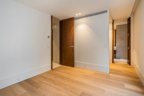 Villa en venta Madrid, España 5 dormitorios, 376 m2 No. 62377 - foto 16