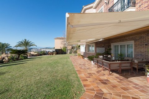 Villa en venta en Málaga, España 6 dormitorios, 2.15 m2 No. 3651 - foto 5