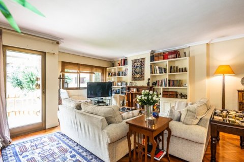 Apartamento en venta en Pozuelo de Alarcón, Madrid, España 4 dormitorios, 201 m2 No. 61386 - foto 6