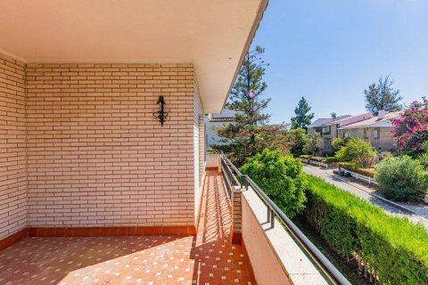 Villa en venta en Castilleja de la Cuesta, Sevilla, España 10 dormitorios, 630 m2 No. 62239 - foto 5