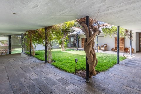 Villa en venta en San Bartolome De Tirajana, Gran Canaria, España 12 dormitorios, 1.24 m2 No. 62163 - foto 6