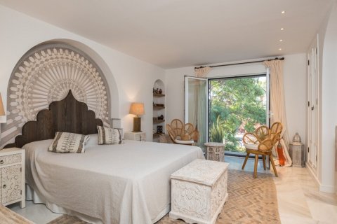 Casa adosada en venta en Marbella, Málaga, España 6 dormitorios, 167 m2 No. 61994 - foto 10