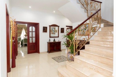 Villa en venta en El Santiscal, Cádiz, España 5 dormitorios, 571 m2 No. 62047 - foto 22