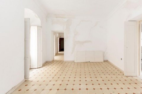 Villa en venta en Carmona, Sevilla, España 11 dormitorios, 1.05 m2 No. 62233 - foto 19