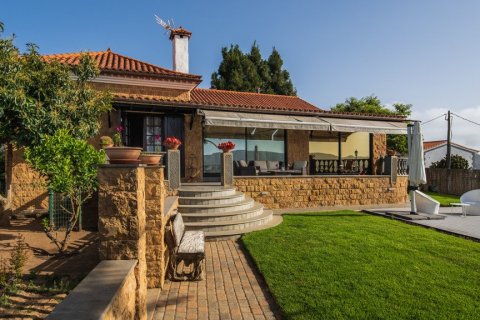 Villa en venta en Las Palmas De Gran Canaria, Gran Canaria, España 5 dormitorios, 240 m2 No. 3953 - foto 4